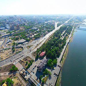 空中城市风景蓝色建造摩天大楼地标天线办公室房子景观城市旅游图片