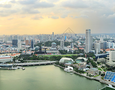 新加坡观点蓝色码头中心鱼尾狮反射地标金融市中心景观城市图片