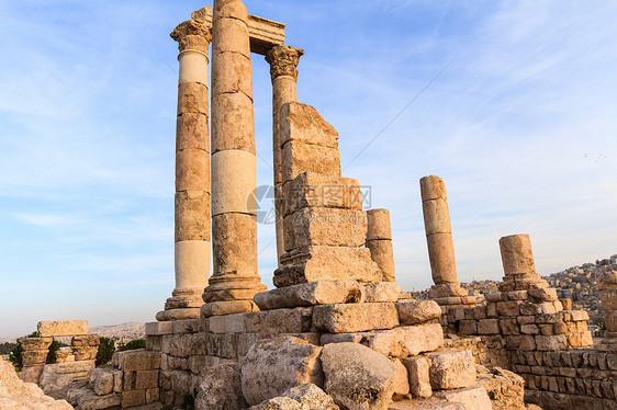 约旦AlQasr工地安曼Citadel的大力神寺古董地标首都帝国寺庙城市废墟纪念碑避难所建筑图片