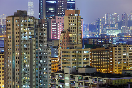 香港的住宅楼群建设红色建筑建筑学摩天大楼高楼地板住房生活窗户房子图片