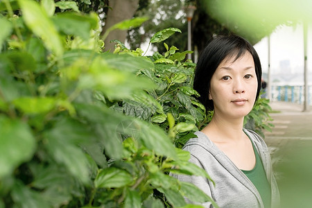 成年亚洲妇女训练活力公园魅力体操健身房成人火车运动女性图片