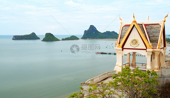 热带岛屿高悬崖编队场景航海蓝色休闲旅行勘探岩石天空海景图片