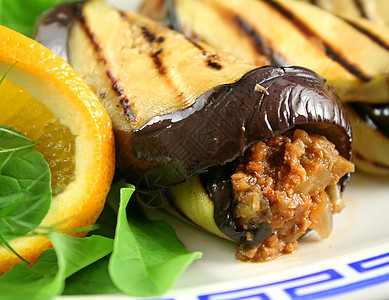 Aubergine 牛肉卷美食蔬菜烹饪草药美味味道低脂肪饮食沙拉总结图片