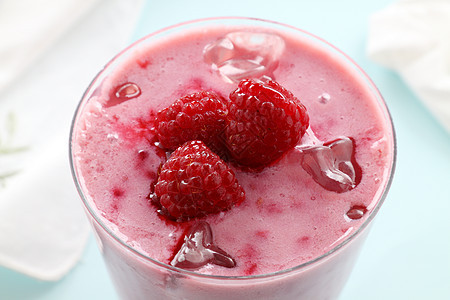 草莓滑雪育肥奶制品饮料健康液体味道营养烹饪玻璃牛奶图片