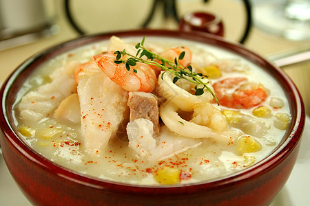 海食游轮美食玉米鱿鱼海鲜小吃烹饪百里香桌面用餐营养图片