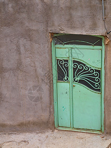 伊朗大布里兹Kandovan村绿色铁门图片