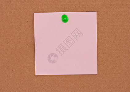 带有绿针的粉红纸纸剪裁软垫记忆文档写作日程办公室商业活页夹备忘录图片