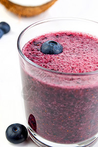 蓝莓冰雪薄荷果汁奶制品酸奶营养浆果牛奶叶子早餐饮食图片