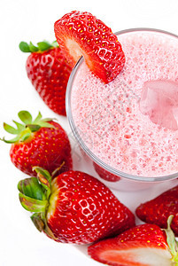 草莓冰淇淋叶子牛奶饮食甜点酸奶水果营养果汁早餐饮料图片