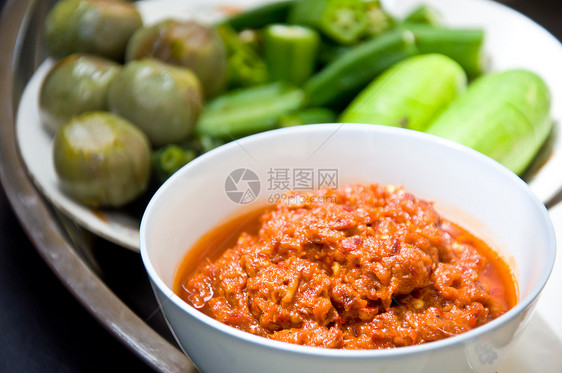 泰国粮食呼叫NAPRIK美食蔬菜食物厨房草本植物餐厅香料红色烹饪黄瓜图片