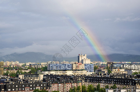 卢布尔雅那上空的彩虹建筑下雨建筑学季节阳光晴天模块全景景观天际图片