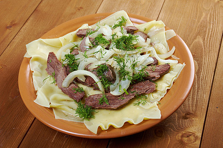贝什巴马文化羊肉美食香料盘子用餐面条洋葱牛肉餐厅图片