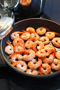 炸虾厨房黑色火炉小吃动物海鲜食物烹饪餐厅平底锅图片
