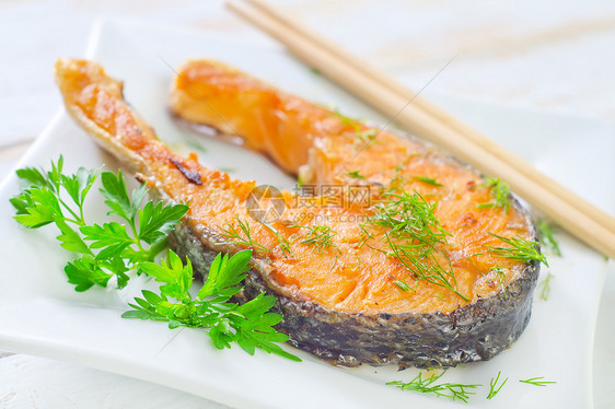 炒鲑鱼敷料养分食物营养牛扒晚餐炙烤沙拉午餐餐厅图片