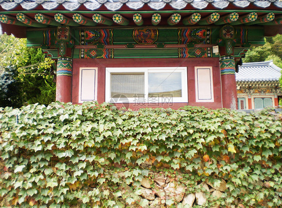 Beomeosa寺庙 韩国釜山建筑学旅游文化旅行天空蓝色庭院石头信仰水泥图片