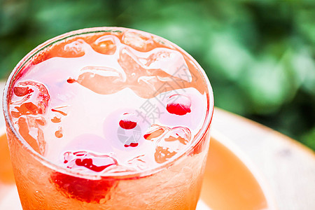 冰杯混合果汁苏打水图片