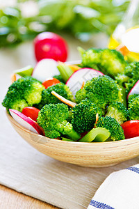 花椰菜和萝卜沙拉红色矿物午餐烹饪美食美味食物芹菜美食家绿色图片