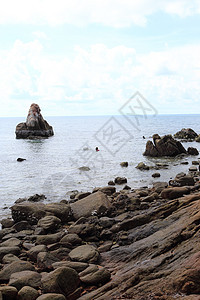 美丽的海景景观 泰国高山萨梅特岛地平线环境天蓝色场景热带海浪巨石海滩蓝色岩石图片