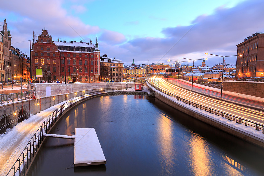 通往斯德哥尔摩市风的公路图片