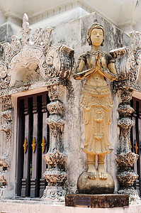 泰国古代瓦特宗教文化游客旅游城市历史遗产金子寺庙假期图片