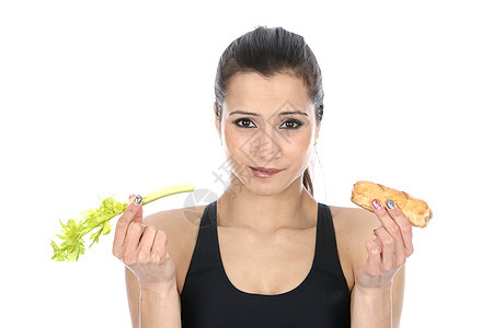 妇女持有蛋糕和西莱里Celery头发采摘香肠女士饮食白色蔬菜食物健康育肥图片