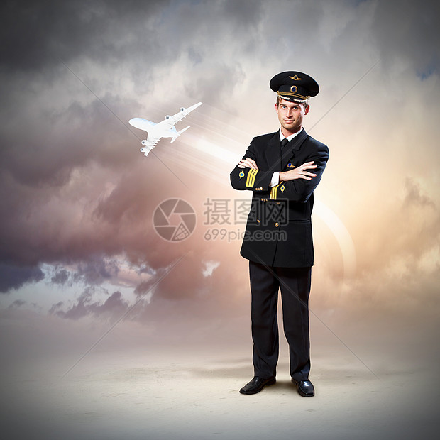 男性飞行员形象相机航班蓝色旅行空气飞机场天空航空帽子职业高清图片下载-正版图片321637523-摄图网