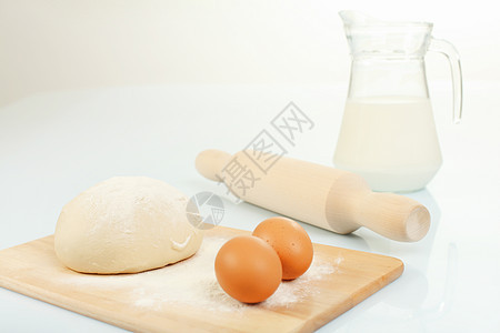 制作面包的各种不同产品包子糕点饮食脆皮工作室面团纤维谷物美食食物图片