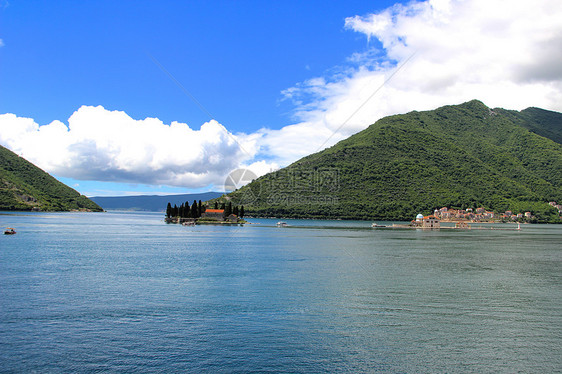 黑山科托尔湾佩拉斯特海岸外两小岛图片