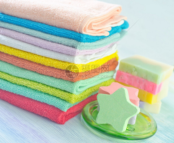 彩色毛巾回旋肥皂纤维棉布面巾织物酒店吸收温泉洗澡图片
