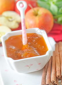 苹果果酱甜点家庭水果玻璃肉桂卡其色果味盘子烹饪装罐图片