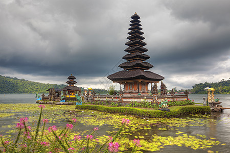 Ulun 达努寺庙吸引力天空精神地标山脉寺庙热带历史上帝情调图片