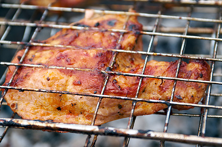 准备了Sirloin牛排烹饪厨房牛肉食物香肠职场盘子烘烤牛扒印章图片