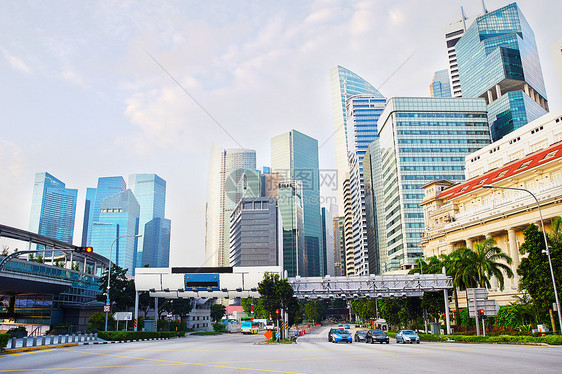 新加坡商业区街道景观建筑车道高峰摩天大楼车辆市中心团体旅行图片