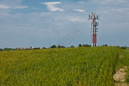 转发器草地框架金属农业网络射线频率技术收音机播送图片
