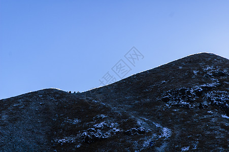 山晴天太阳远足风景场景日出山脉旅行白色武功图片