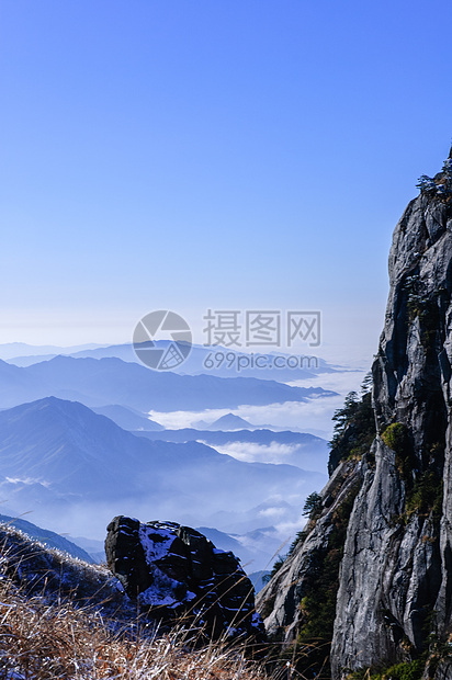 山旅行场景日出白色武功远足太阳山脉风景晴天图片