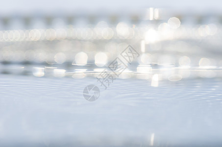 水喷水自然反射水滴海浪图片