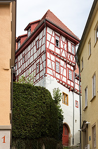 德国Bad Wimpfen市或旧城山顶景观街道红色教会废墟乡村房子城市脖子图片