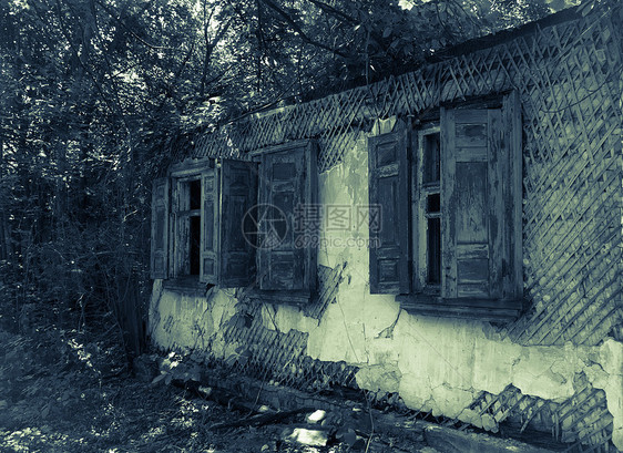 旧遗弃房屋灾难损害建筑学住宅废墟衰变乡村建筑窗户花园图片