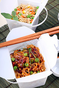 拿出面条味道食物烹饪午餐草药用餐韭菜集装箱胡椒蔬菜图片