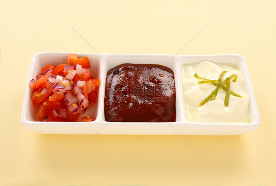 印度调聚物酸奶烹饪食物酱料草药营养美食味道果皮用餐图片