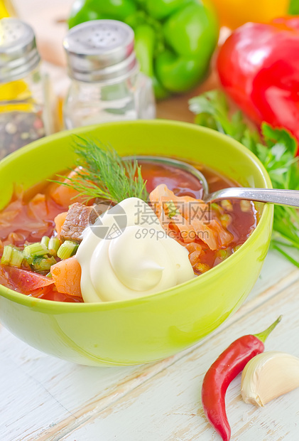 新鲜汤午餐奶油食谱食物国家餐具香菜盘子胡椒厨房图片