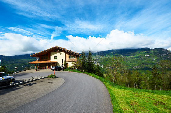 阿尔卑斯山瑞士小屋顶峰岩石天空小木屋高山酒店爬坡风景乡村绿色图片
