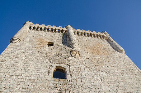 西班牙佩纳菲埃尔城堡石塔建筑地标旅游历史入口石头堡垒旅行白色建筑学图片