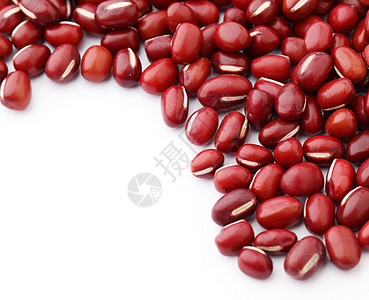 白色背景的红豆孤立于白底粮食蔬菜豆类红色种子食物小豆农业美食核心图片