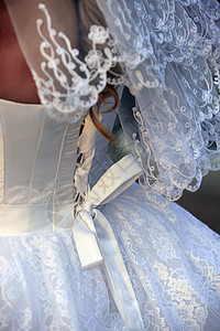 新娘的服装白色女性面纱衣服裙子婚礼按钮正装蕾丝刺绣图片