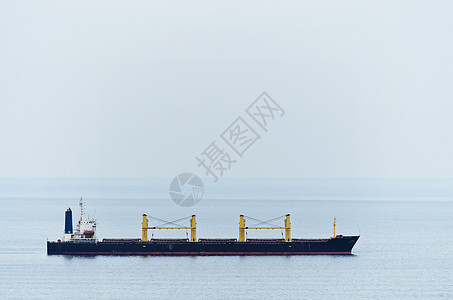 干货船物流货轮血管海景航行运输码头货船航海干货船图片