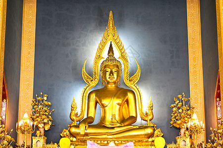著名金佛像在Marble Tem信仰寺庙旅游雕像场景教会火焰宗教上帝吸引力图片