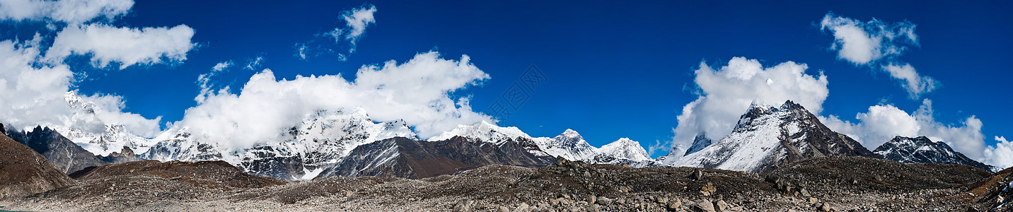 喜马拉雅全景 山峰和珠穆峰首脑会议图片