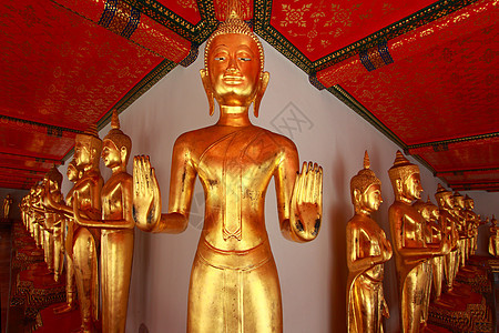 瓦多尖塔寺庙雕像旅行阳光佛塔地标金子游客艺术图片